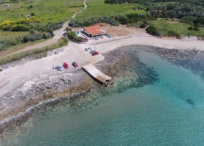 Seaside House Lumbarda, Korcula - 21202 *