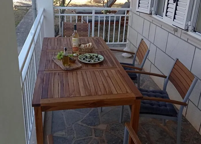 Seaside House Lumbarda, Korcula - 21202 Feriehus *